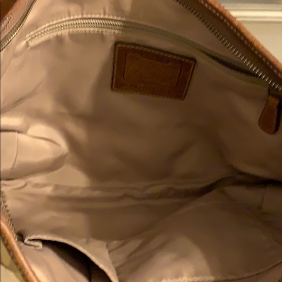 Classic Coach Purse - Picture 4 of 7